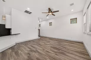 159 Benjis Pl, The Woodlands, TX 77380 - Photo 8