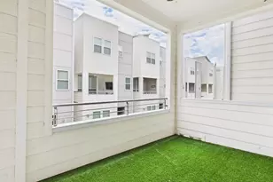 2761 Clinton Dr, Houston, TX 77020 - Photo 12