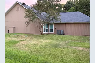 12202 Coachman Lane, Pinehurst, TX 77362 - Photo 6