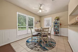 12202 Coachman Ln, Pinehurst, TX 77362 - Photo 8