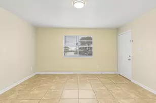 230 E Virginia St, Beaumont, TX 77705 - Photo 2