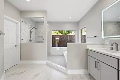 703 Montclair Boulevard, Sugar Land, TX 77478 - Photo 18