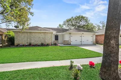5726 Yorkgate Drive, Spring, TX 77373 - Photo 2