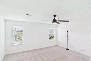 15643 Fellswood Dr, Houston, TX 77044 - Photo 22