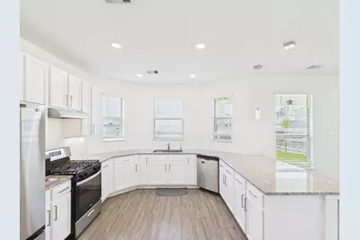 15643 Fellswood Drive, Houston, TX 77044 - Photo 10