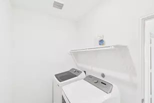 15643 Fellswood Dr, Houston, TX 77044 - Photo 14