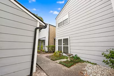 711 Worthshire Street, Houston, TX 77008 - Photo 22