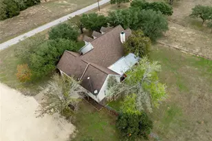 319 County Rd 131A, Hallettsville, TX 77964 - Photo 44