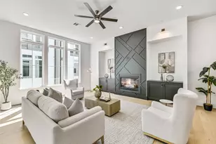 1911 Lauderdale St, Houston, TX 77030 - Photo 8