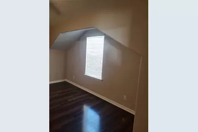 7034 Sun Creek Drive Drive, Hitchcock, TX 77563 - Photo 2