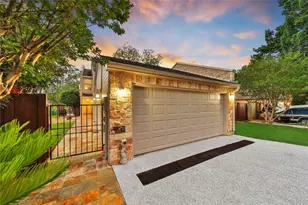734 Lake View Dr, Montgomery, TX 77356 - Photo 4