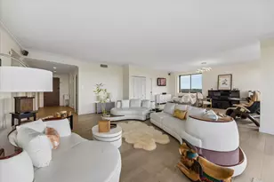 49 Briar Hollow Ln, Houston, TX 77027 - Photo 6