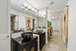 49 Briar Hollow Ln, Houston, TX 77027 - Photo 20