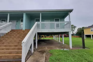 527 12th Street St, San Leon, TX 77539 - Photo 2