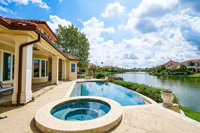 19027 Crescent Bay Drive, Houston, TX 77094 - Photo 2