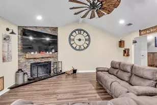25473 White Oak Ln, Splendora, TX 77372 - Photo 10