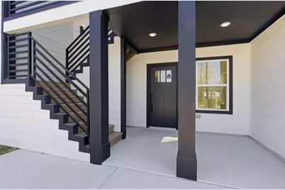 428 Rhode Island Street #B, Houston, TX 77029 - Photo 2
