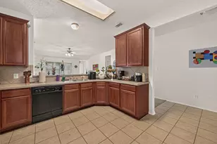 26910 Kingston Glen Ln, Katy, TX 77494 - Photo 14