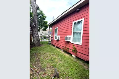 1504 Freeman Street, Houston, TX 77009 - Photo 12