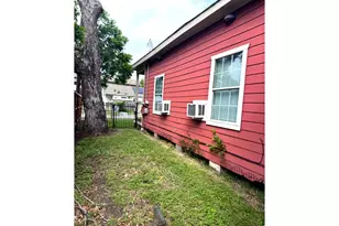 1504 Freeman St, Houston, TX 77009 - Photo 12