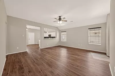 9418 Belleclaire Lane, Houston, TX 77044 - Photo 10