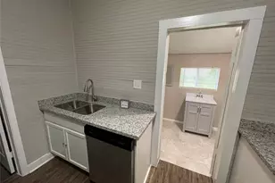 7012 Fm 1952 Rd, Wallis, TX 77485 - Photo 8