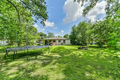 607 Honeysuckle Drive, La Marque, TX 77568 - Photo 16