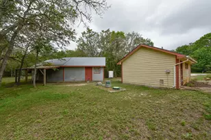 877 Hollow Bend, Caldwell, TX 77836 - Photo 16
