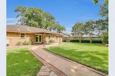 805 Bluebonnet Lane, Katy, TX 77493 - Photo 10