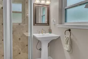 805 Bluebonnet Ln, Katy, TX 77493 - Photo 20