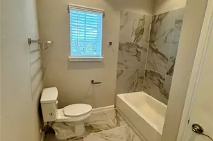 12400 Greens Rd, Atascocita, TX 77346 - Photo 14