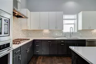 2116 Naomi St, Houston, TX 77054 - Photo 14