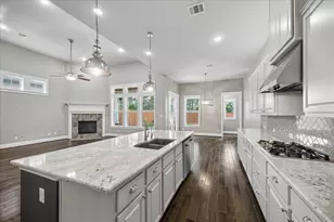 151 Jacks Corner Dr, Montgomery, TX 77316 - Photo 2