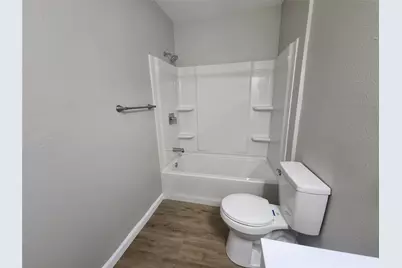 138 W Marion, Clute, TX 77531 - Photo 12