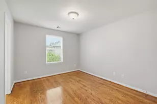 233 W 26th St, Houston, TX 77008 - Photo 24