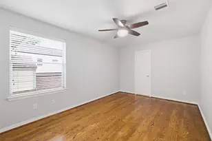 233 W 26th St, Houston, TX 77008 - Photo 26