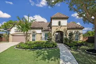 4806 Beamer Creek Ct, Sugar Land, TX 77479 - Photo 1
