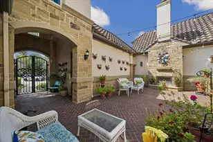 4806 Beamer Creek Ct, Sugar Land, TX 77479 - Photo 4