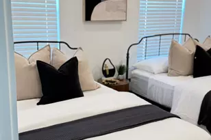 5527 Denmark St, Houston, TX 77028 - Photo 6