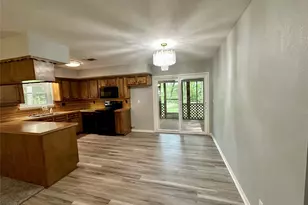 202 Spring Creek Loop, Livingston, TX 77351 - Photo 12