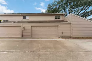 13911 Hollowgreen Dr, Houston, TX 77082 - Photo 26