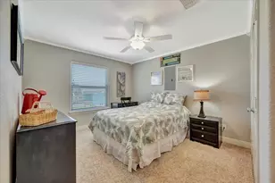 28 Dolphin St, Bayou Vista, TX 77563 - Photo 26