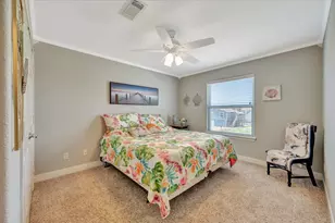 28 Dolphin St, Bayou Vista, TX 77563 - Photo 30