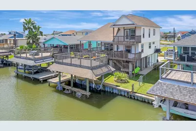 28 Dolphin Street, Bayou Vista, TX 77563 - Photo 2