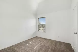 11022 Croftmore Dr, Richmond, TX 77407 - Photo 32