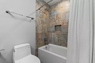 282 Litchfield Ln, Houston, TX 77024 - Photo 36