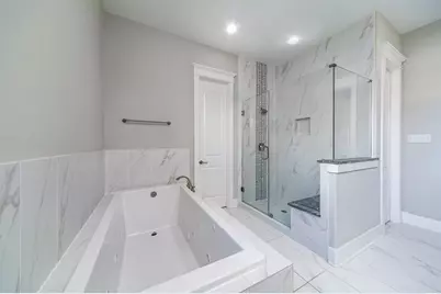 402 W 28th Street, Houston, TX 77008 - Photo 16