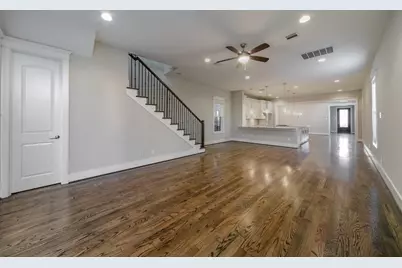 402 W 28th Street, Houston, TX 77008 - Photo 12