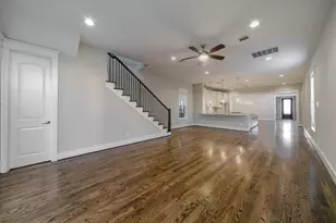 402 W 28th St, Houston, TX 77008 - Photo 12