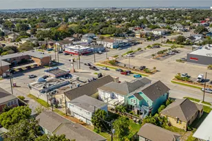 4415 S Ave S, Galveston, TX 77550 - Photo 46